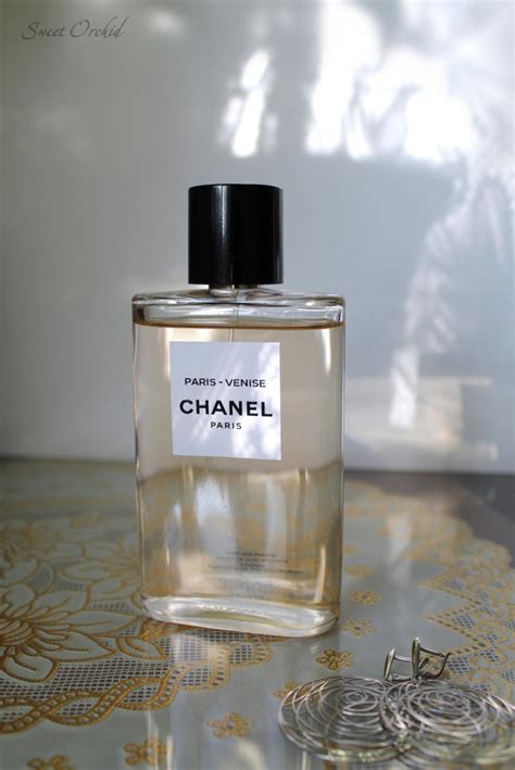 paris venise chanel perfume